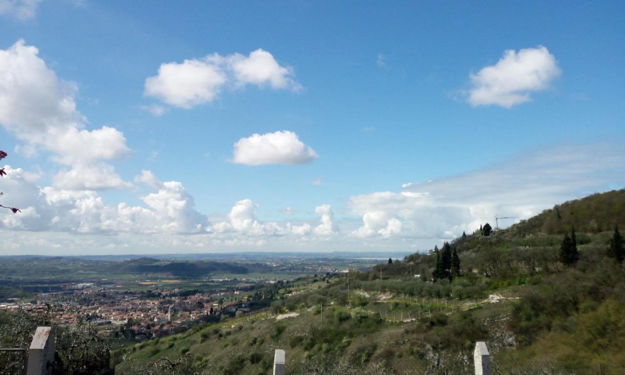 Panoramico10 Apartment With A View In Valpolicella Sant'Ambrogio di Valpolicella Bagian luar foto